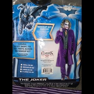 Th Joker Costume